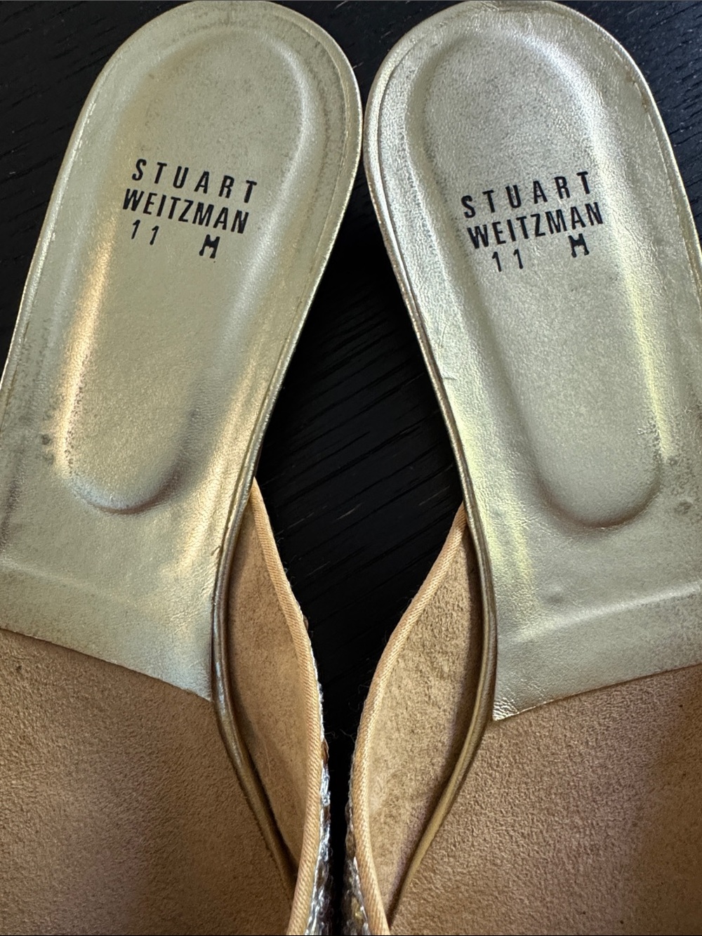 Stuart Weitzman gold sequin bow detailing mule flats. Size 11M. - Picture 3 of 6